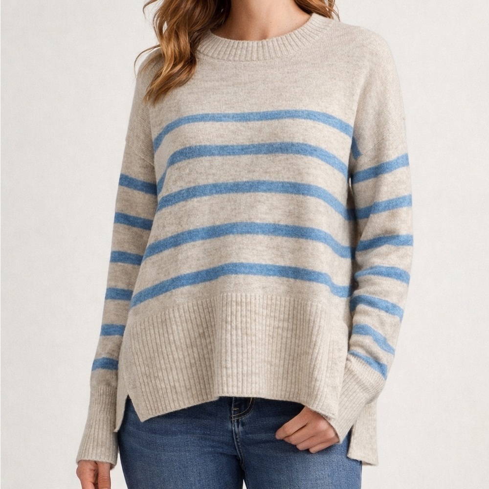 CeCe Tan Blue Striped Crewneck Sweater Relaxed Fit Women’s M